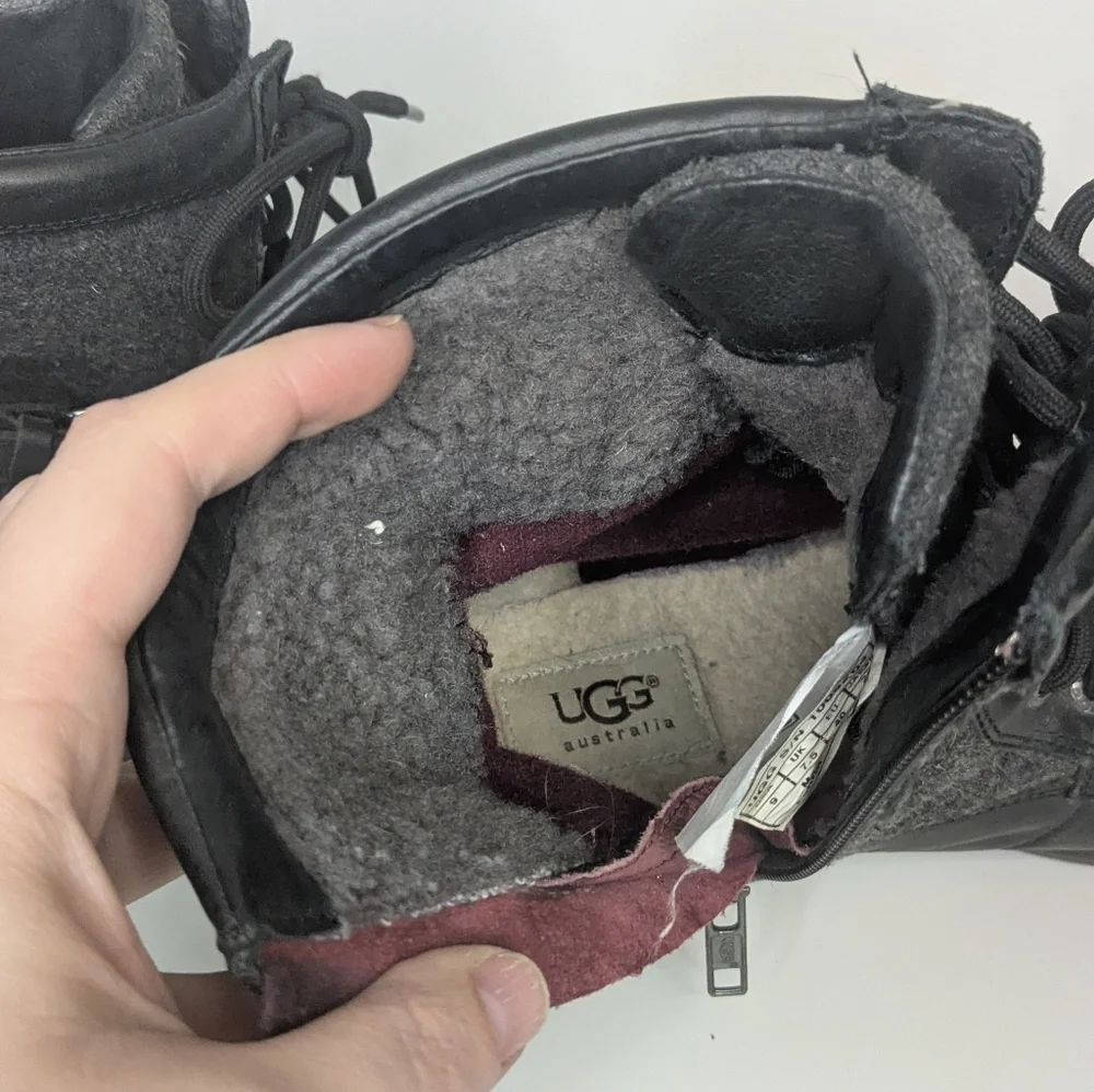UGG Kesey lace-up waterproof boot - w's size 9 black/grey - Picture 8 of 10